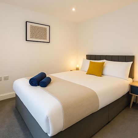 6 Person Apartment In City Centre Cardiff Exterior photo